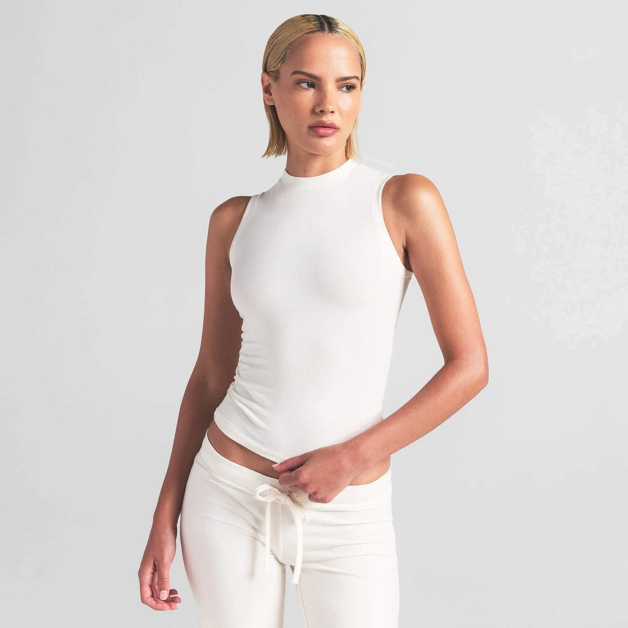 SKIMS COTTON JERSEY MOCK NECK TANK | MARBLE - TİŞÖRT - My Suti