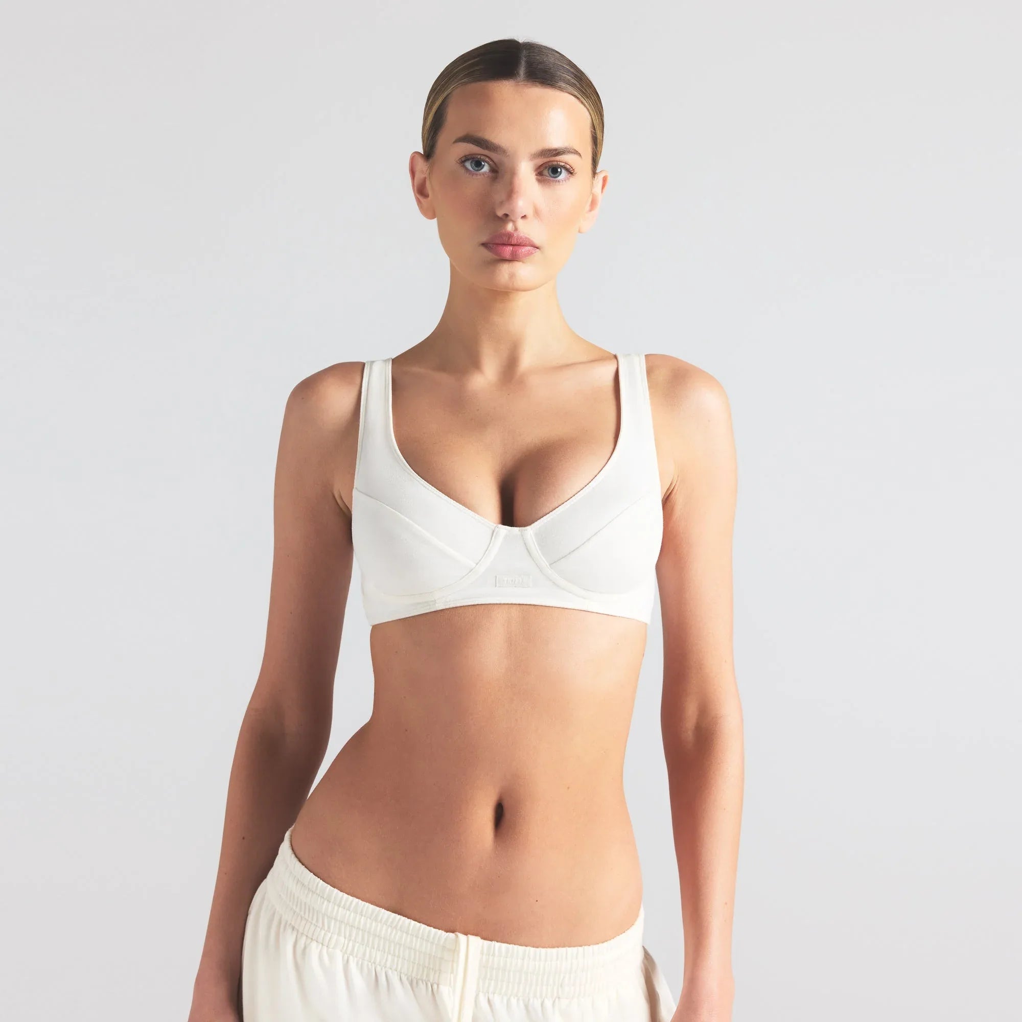 SKIMS COTTON JERSEY PLUNGE BRALETTE | MARBLE - SÜTYEN - My Suti