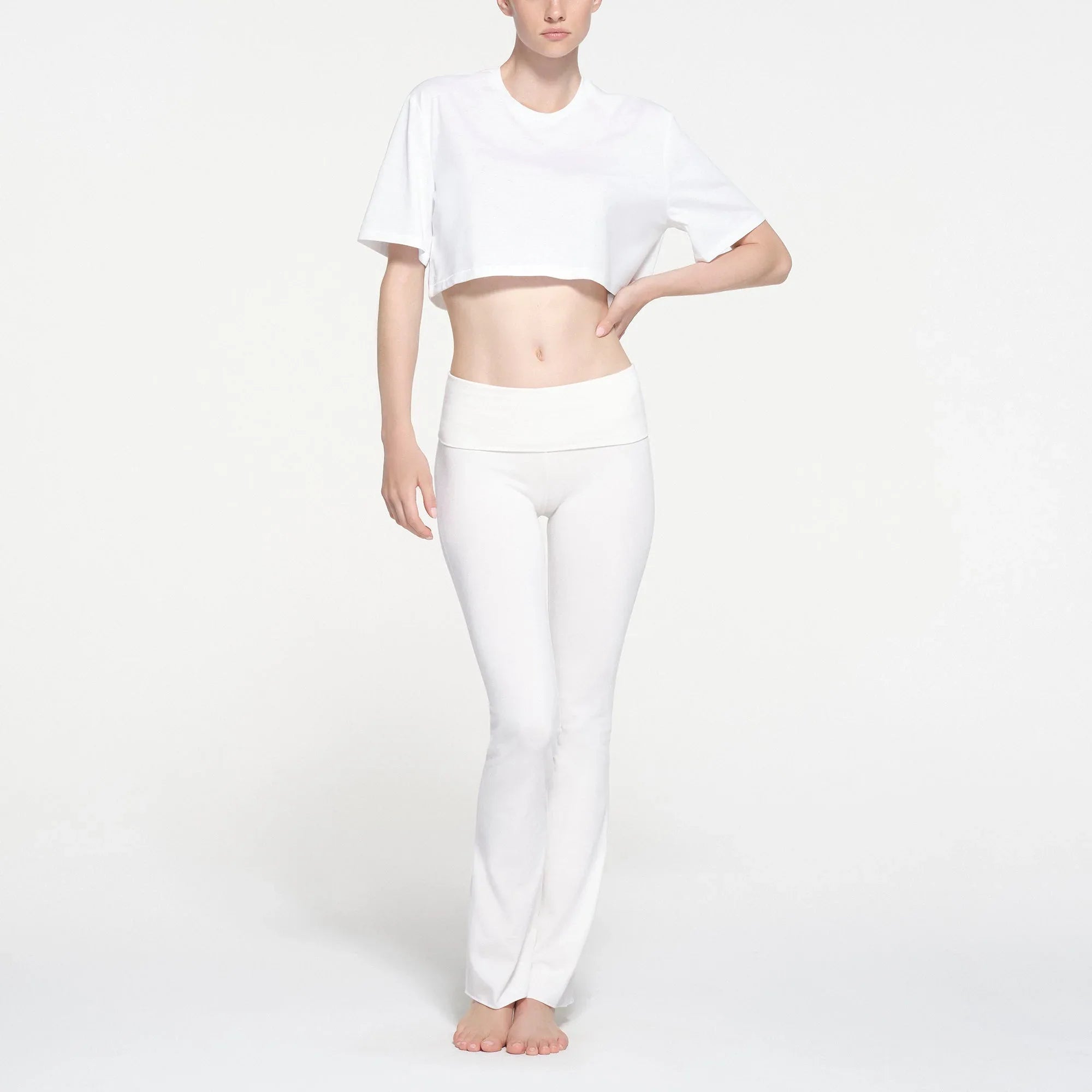 SKIMS RELAXED TEES OVERSIZED CROPPED T-SHIRT | SNOW - TİŞÖRT - My Suti