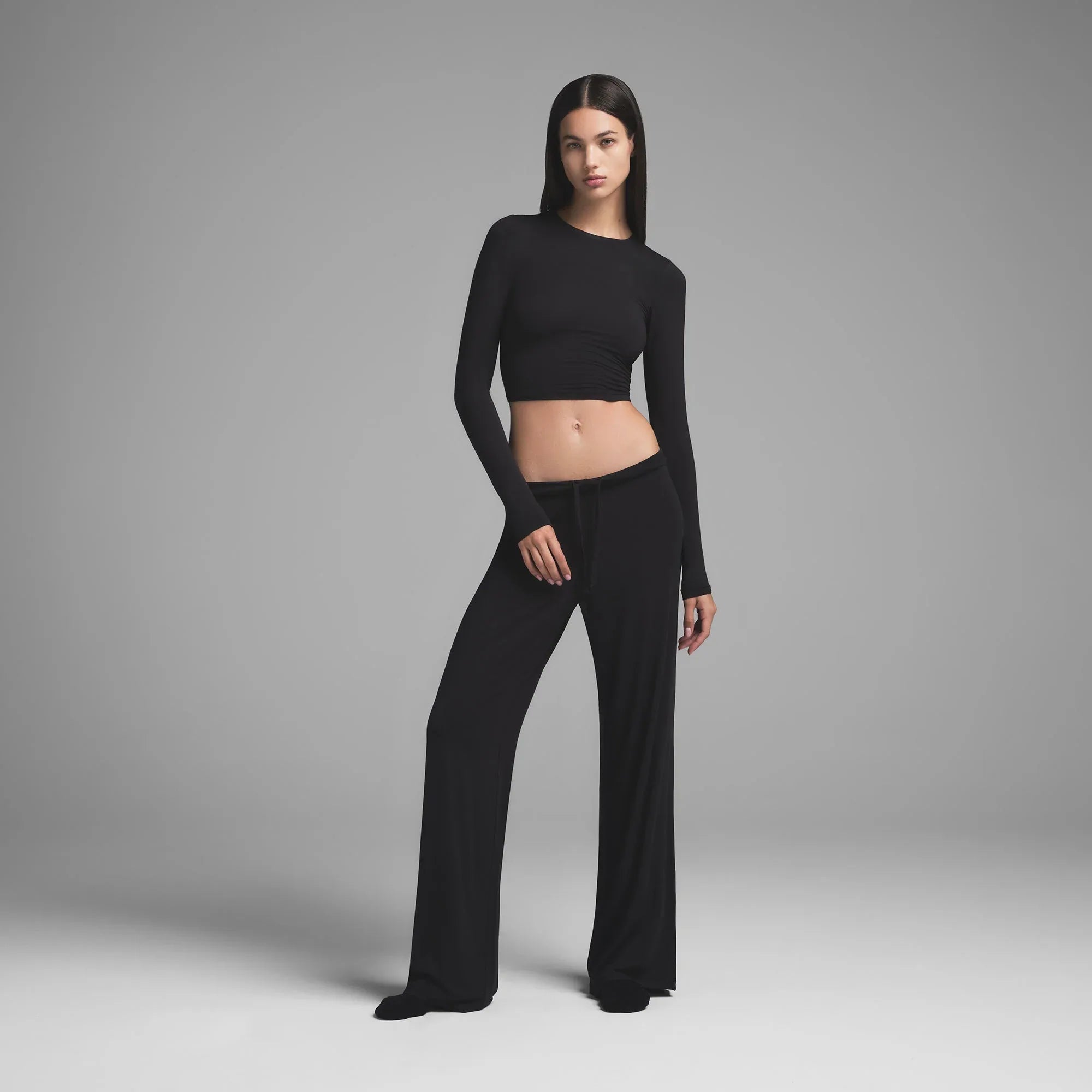 SKIMS SLEEP SUPER CROPPED LONG SLEEVE | ONYX - TİŞÖRT - My Suti