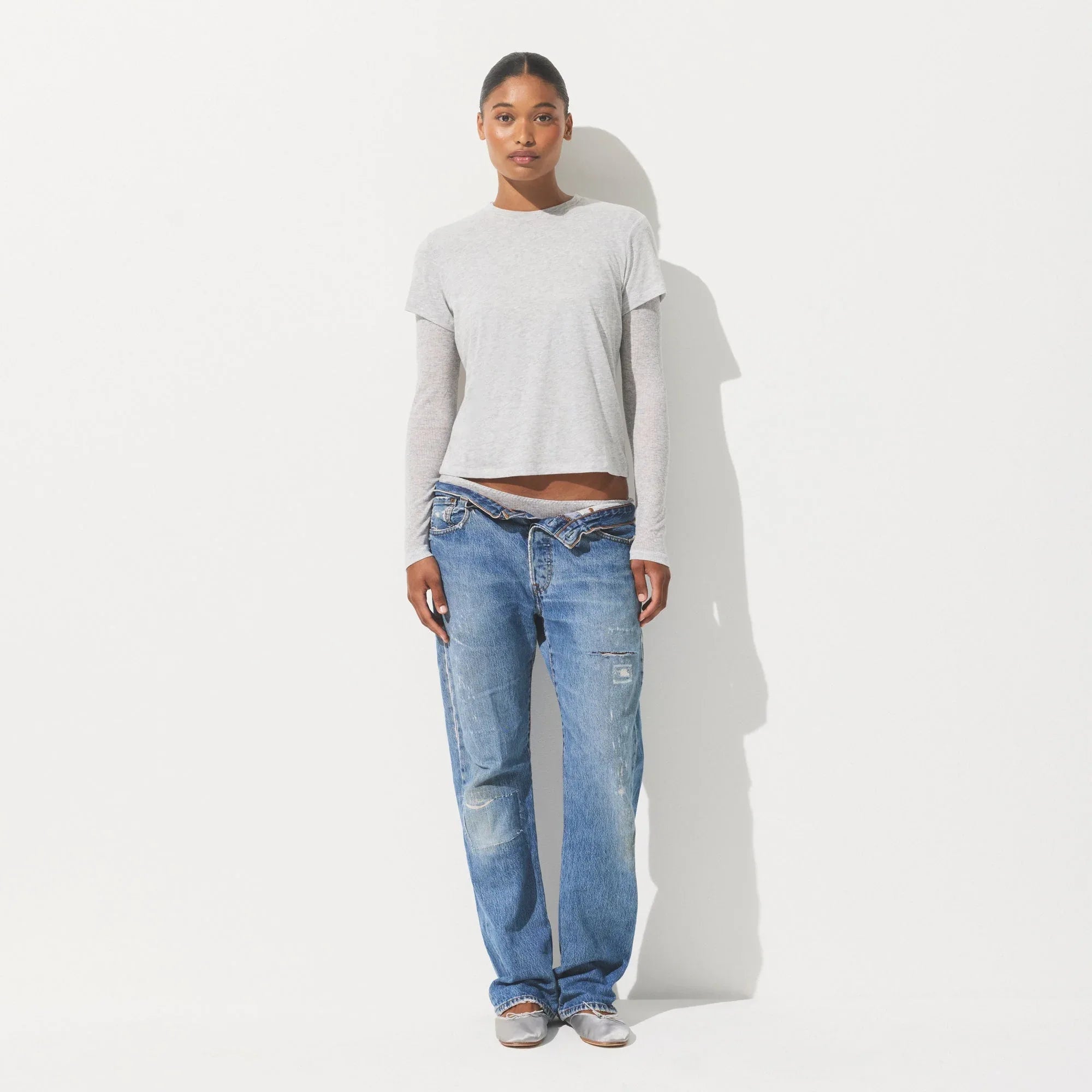 SKIMS SHEER COTTON JERSEY T-SHIRT | LIGHT HEATHER GREY - TİŞÖRT - My Suti