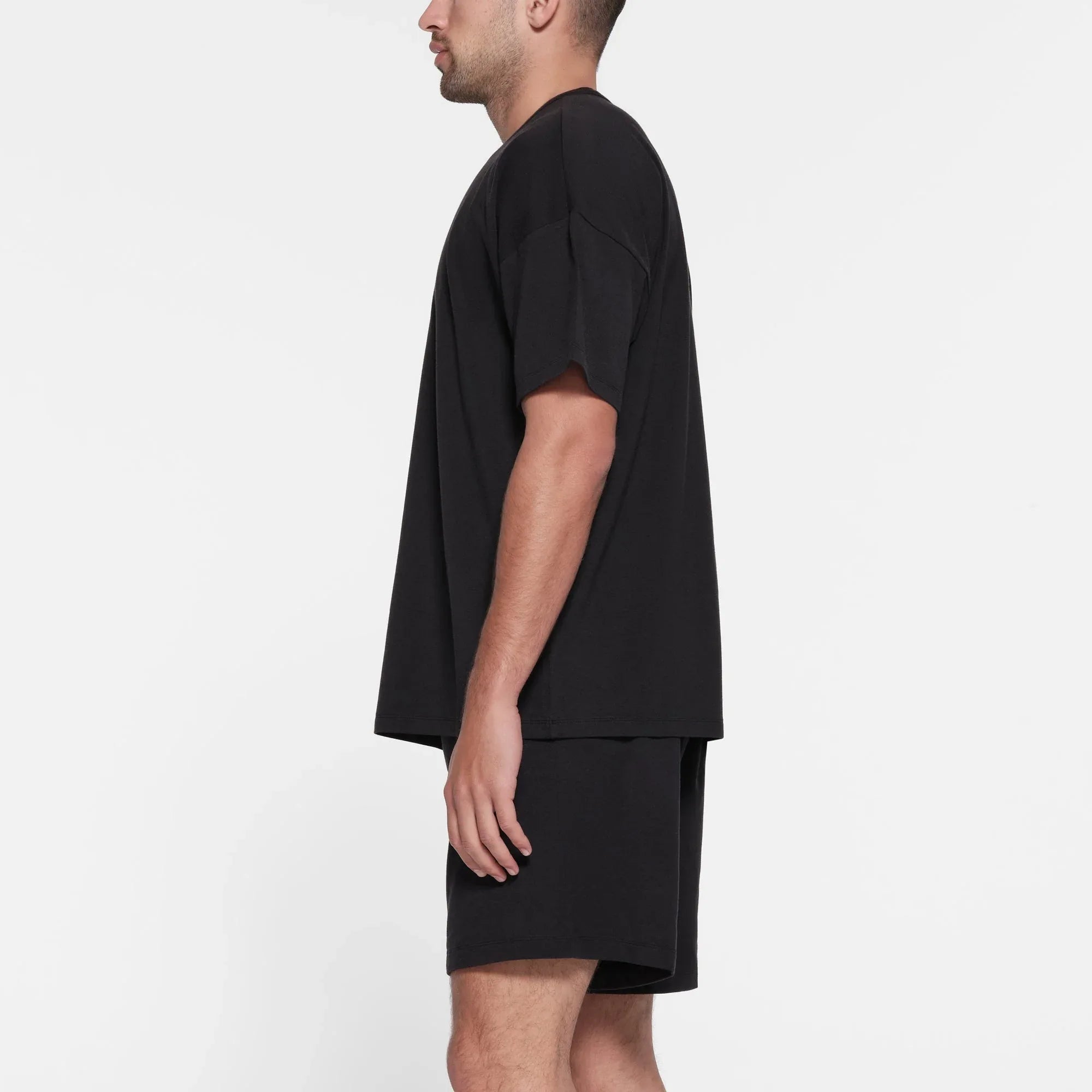 SKIMS JERSEY LOUNGE MENS OVERSIZED T-SHIRT | OBSIDIAN - TİŞÖRT - My Suti