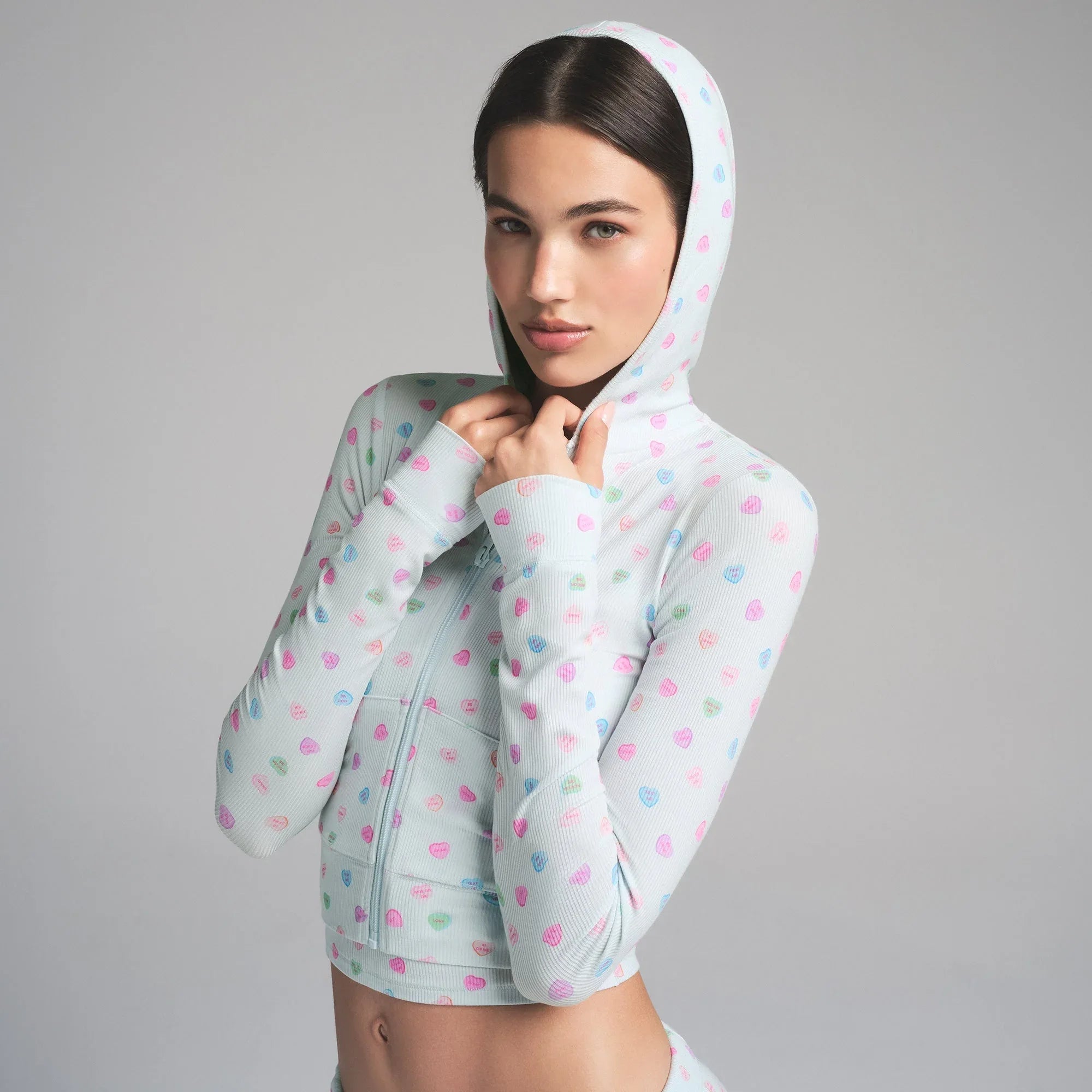 SKIMS SOFT LOUNGE ZIP UP HOODIE | CLOUD CANDY HEART PRINT - KAPŞONLU SWEATSHIRT - My Suti