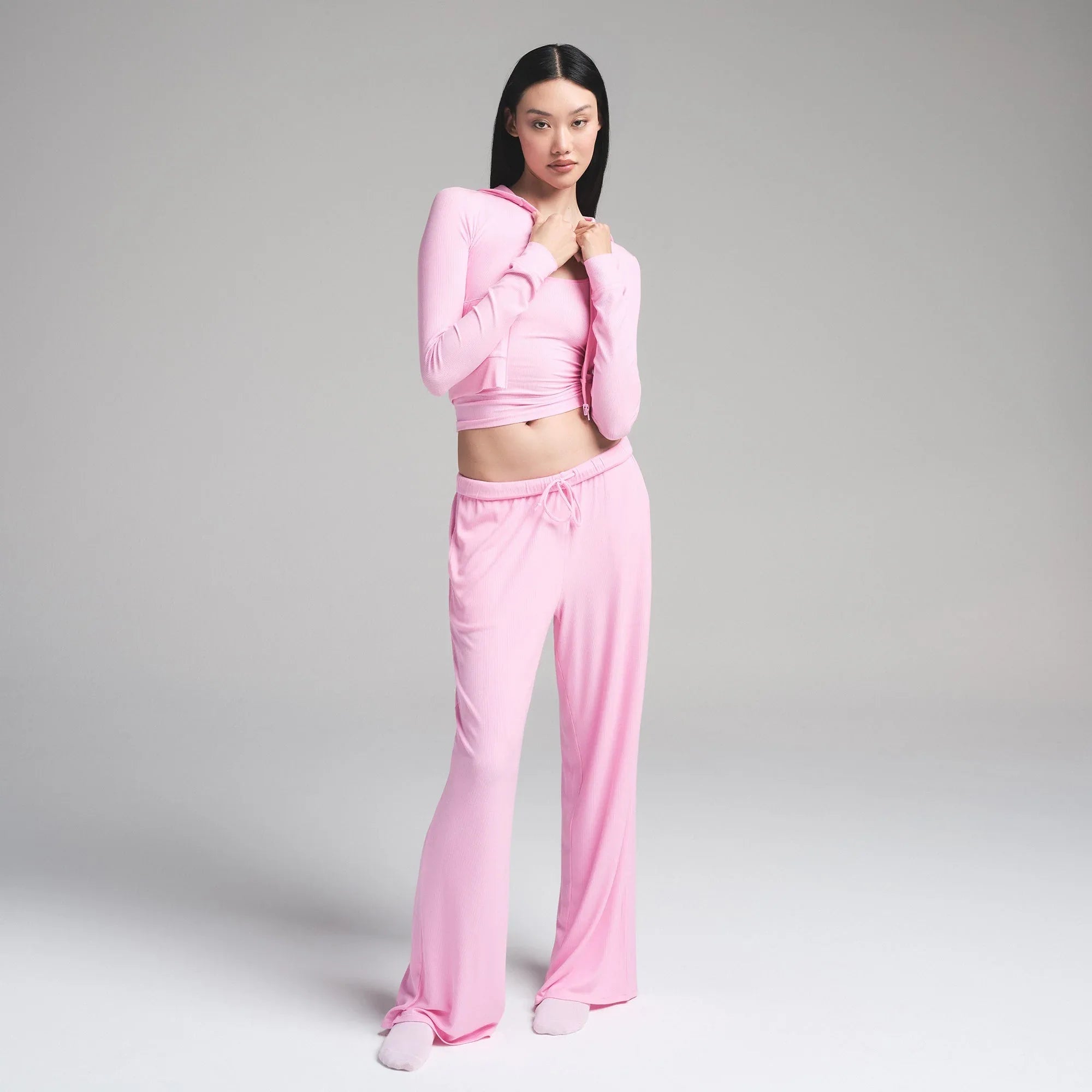 SKIMS SOFT LOUNGE ZIP UP HOODIE | BUBBLE GUM - HIRKA - My Suti