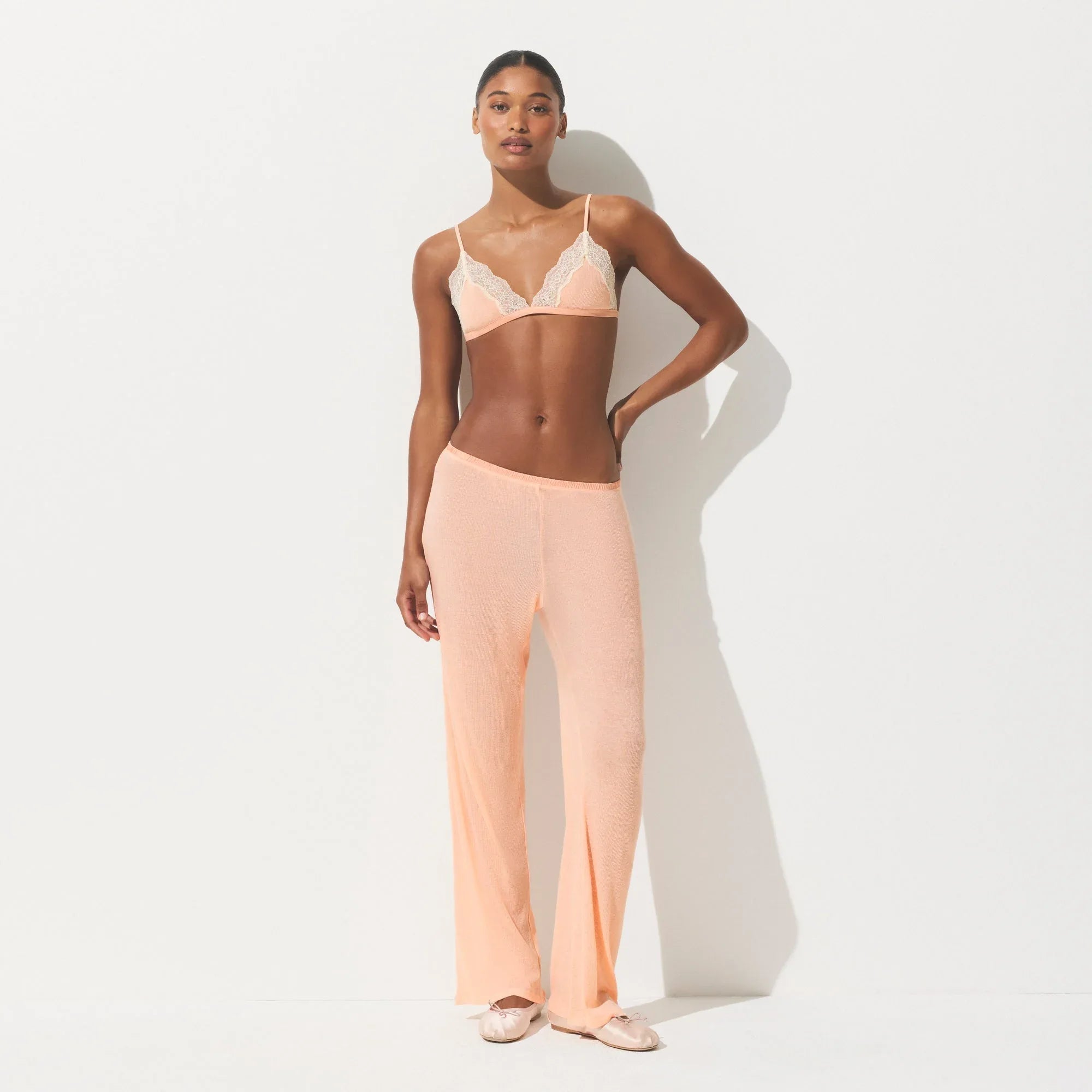 SKIMS SHEER COTTON LACE TRIANGLE BRALETTE | VILLA - SÜTYEN - My Suti