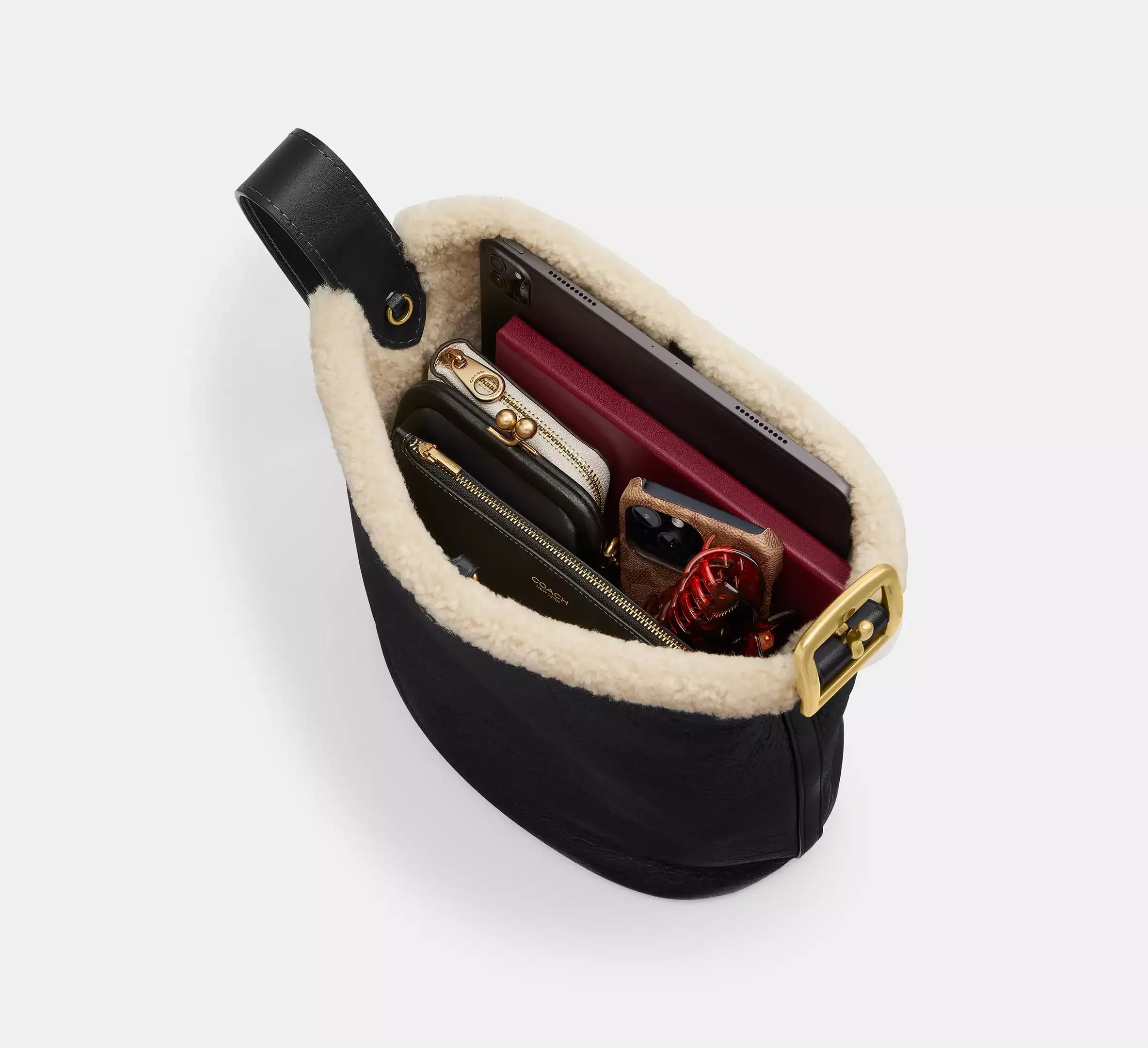 Coach Bleecker Bucket Bag In Shearling - Shearling/Brass/Black Natural - My Suti