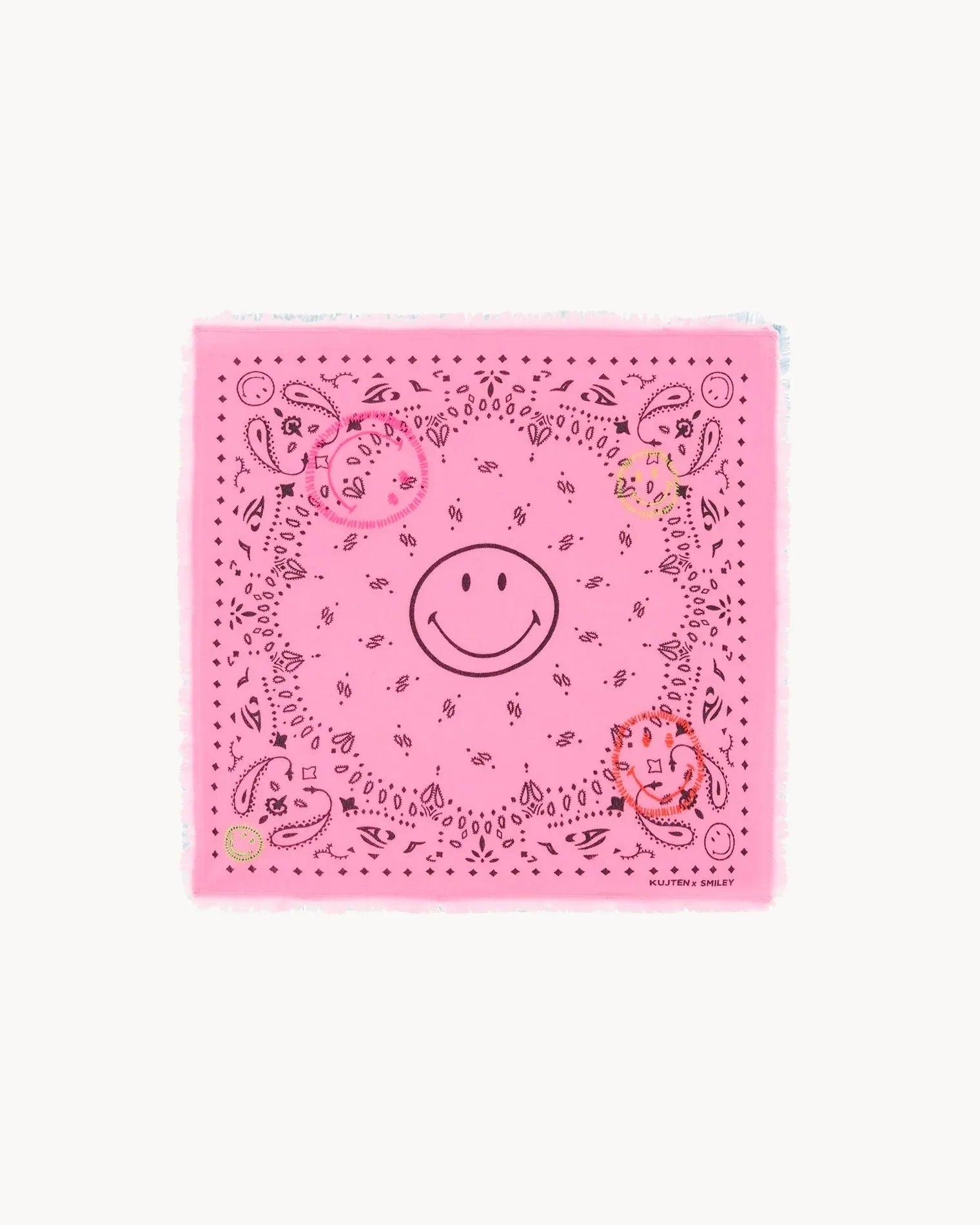 KUJTEN Bandana Hachi Smiley Brode Bubblegum Pink - Bandana - My Suti KUJTEN Bandana Hachi Smiley Brode Bubblegum Pink - Bandana - My Suti