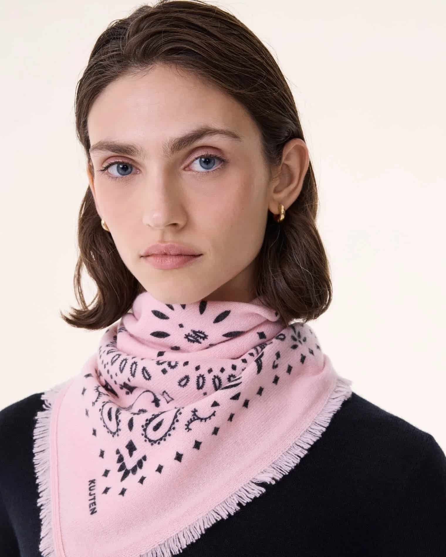 KUJTEN Small Bandana Hachi Vintage Pink - Bandana - My Suti