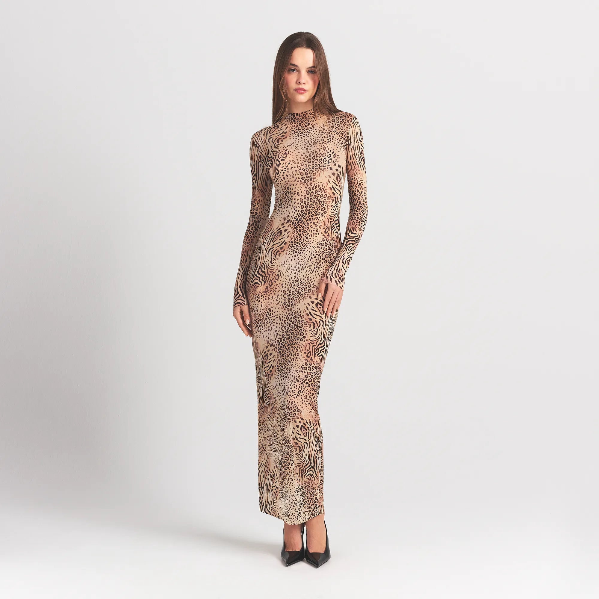 SKIMS MILKY SHEER MOCK NECK LONG SLEEVE LONG DRESS | SAND MULTI ANIMAL - Görsel 1