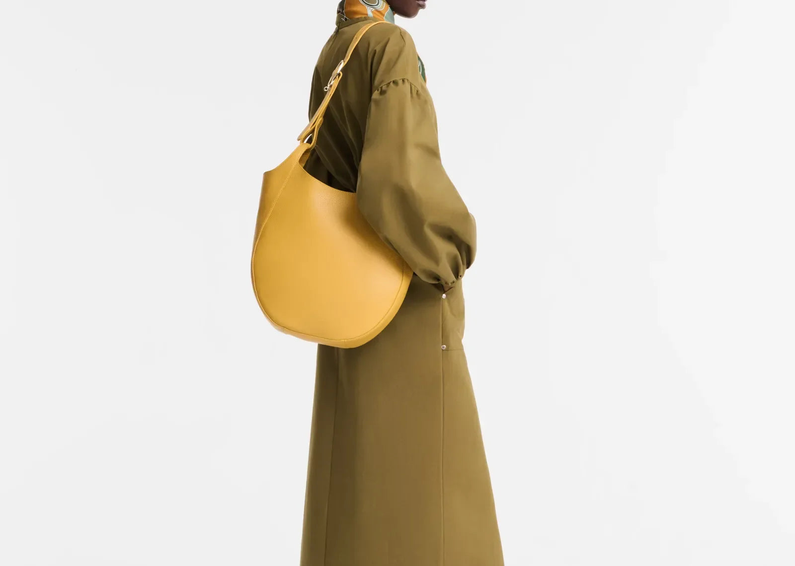 Longchamp Le Foulonné Lare Hobo Bag Nutmeg - My Suti