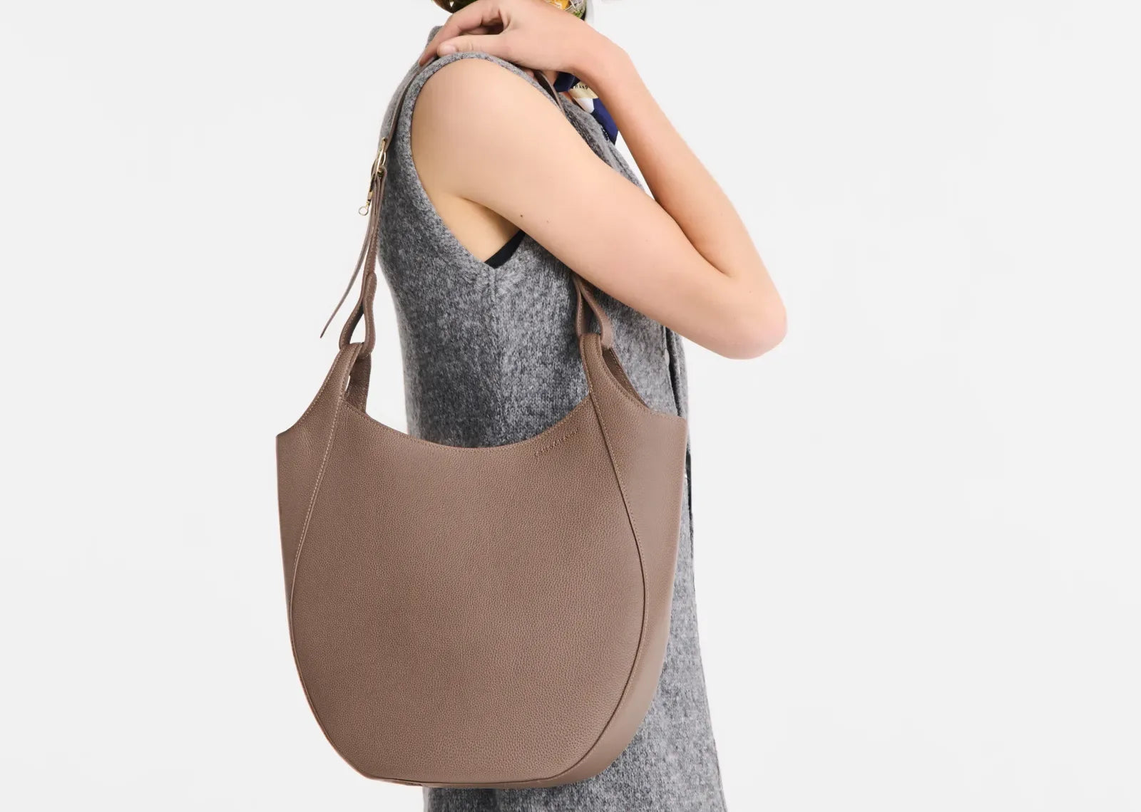 Longchamp Le Foulonné Lare Hobo Bag Taupe - My Suti