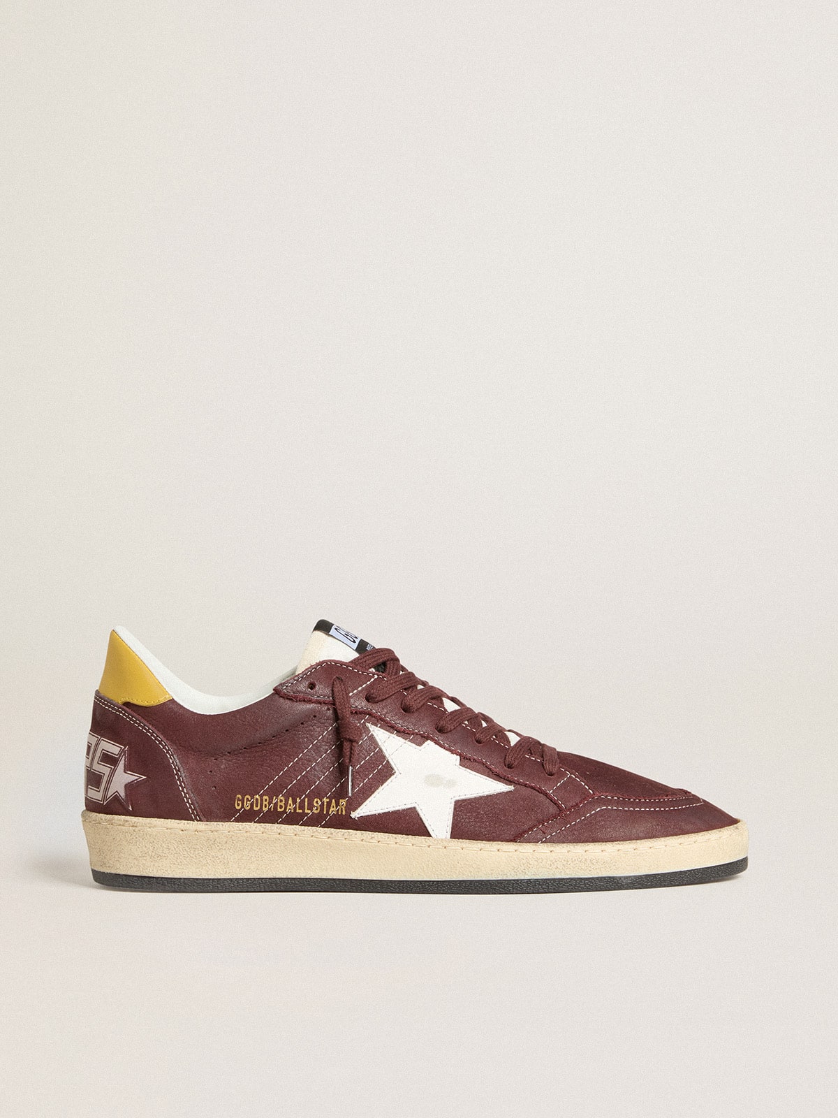 Golden Goose Men's Ball Star In Chocolate Nubuck With Leather Star And Heel Tab - Görsel 1