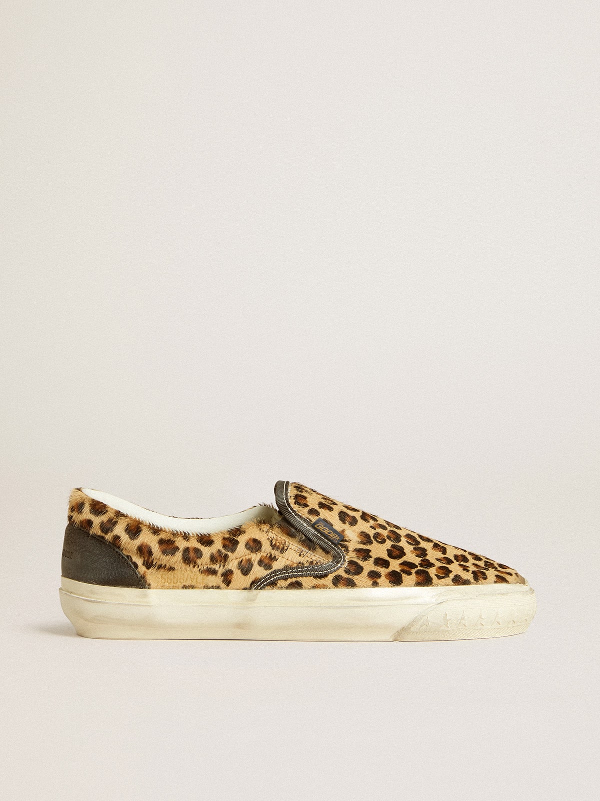 Golden Goose Women's VCE Penstar In Leopard-Print Pony Skin With Black Leather Heel Tab - Görsel 1